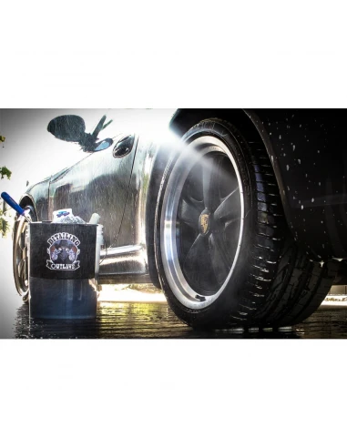 Detailing Outlaws Buckanizer - Black - Skys The Limit Car Care